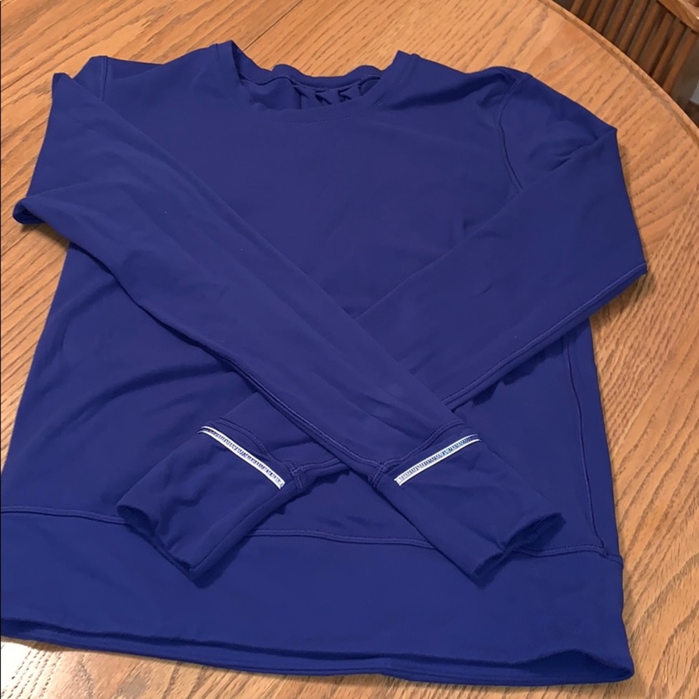 Lululemon long sleeve size 2
